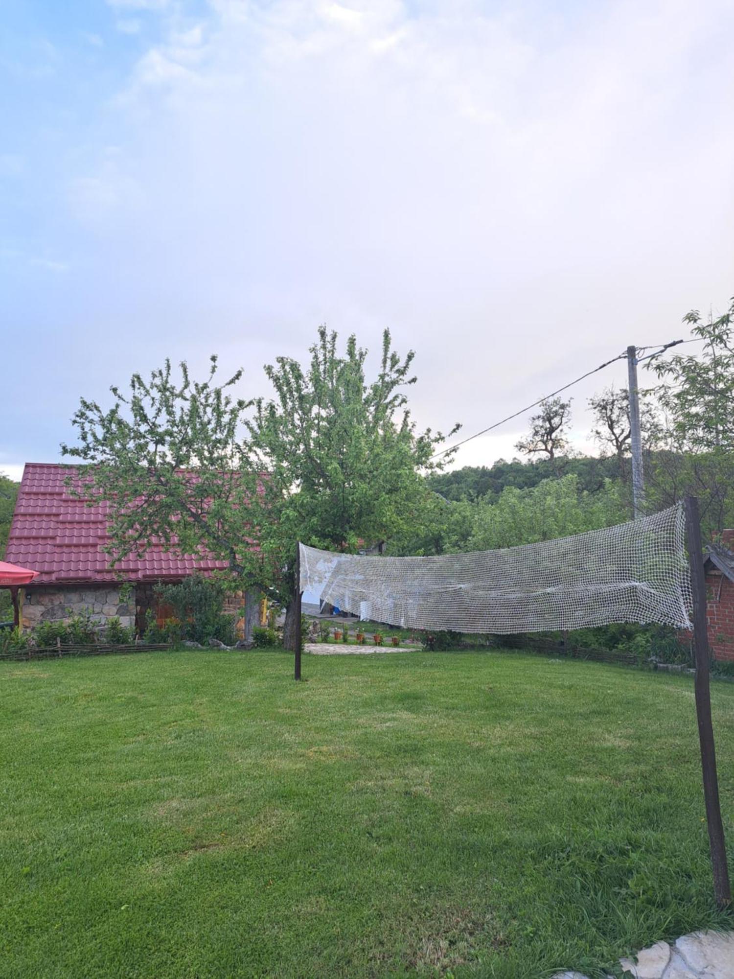Guest House Emanuela Szluin Kültér fotó