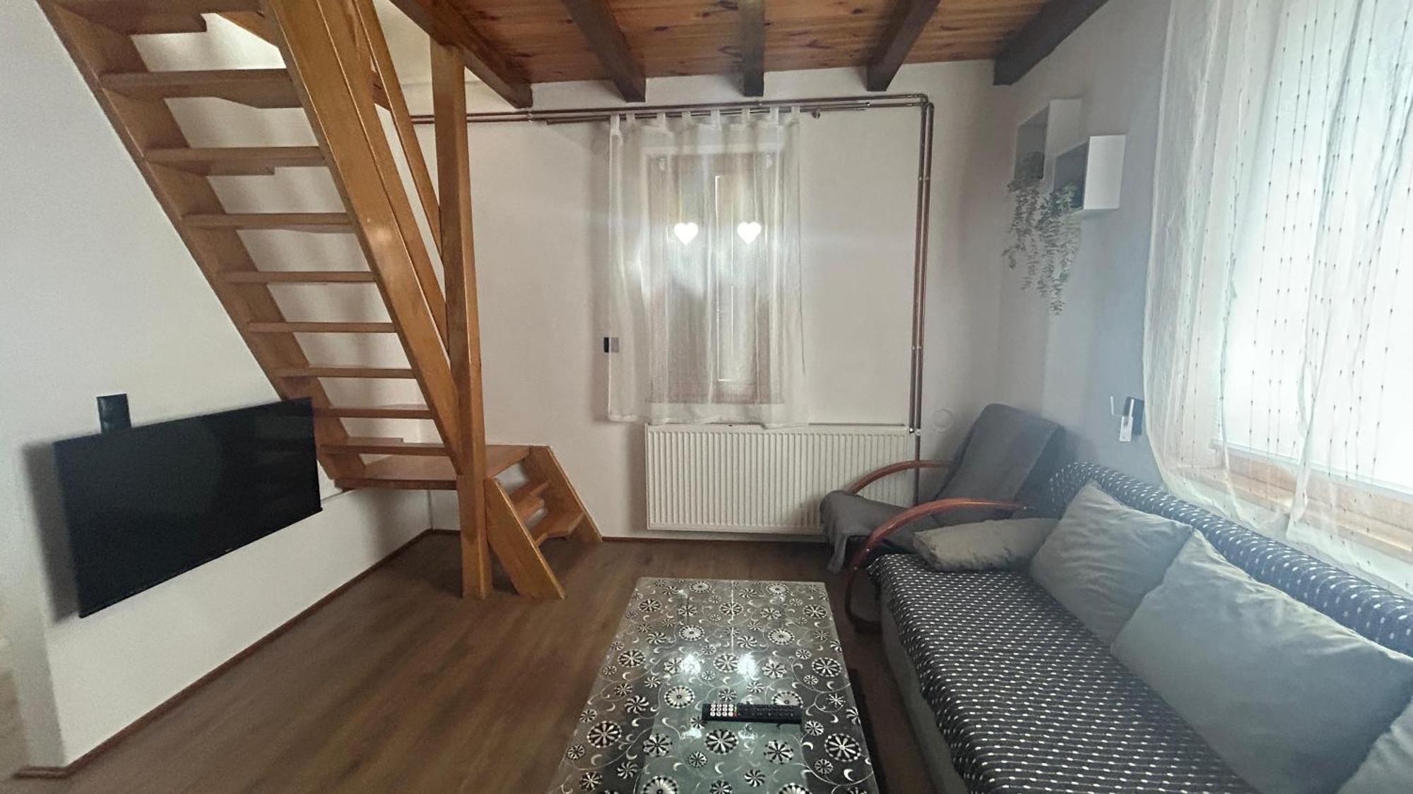 Guest House Emanuela Szluin Kültér fotó